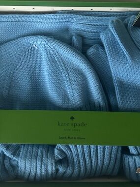 Kate Spade New York Scarf Hat and Glove Set,  Autumn Sky NIB